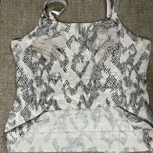 Ruby ribbon size 48 snakeskin